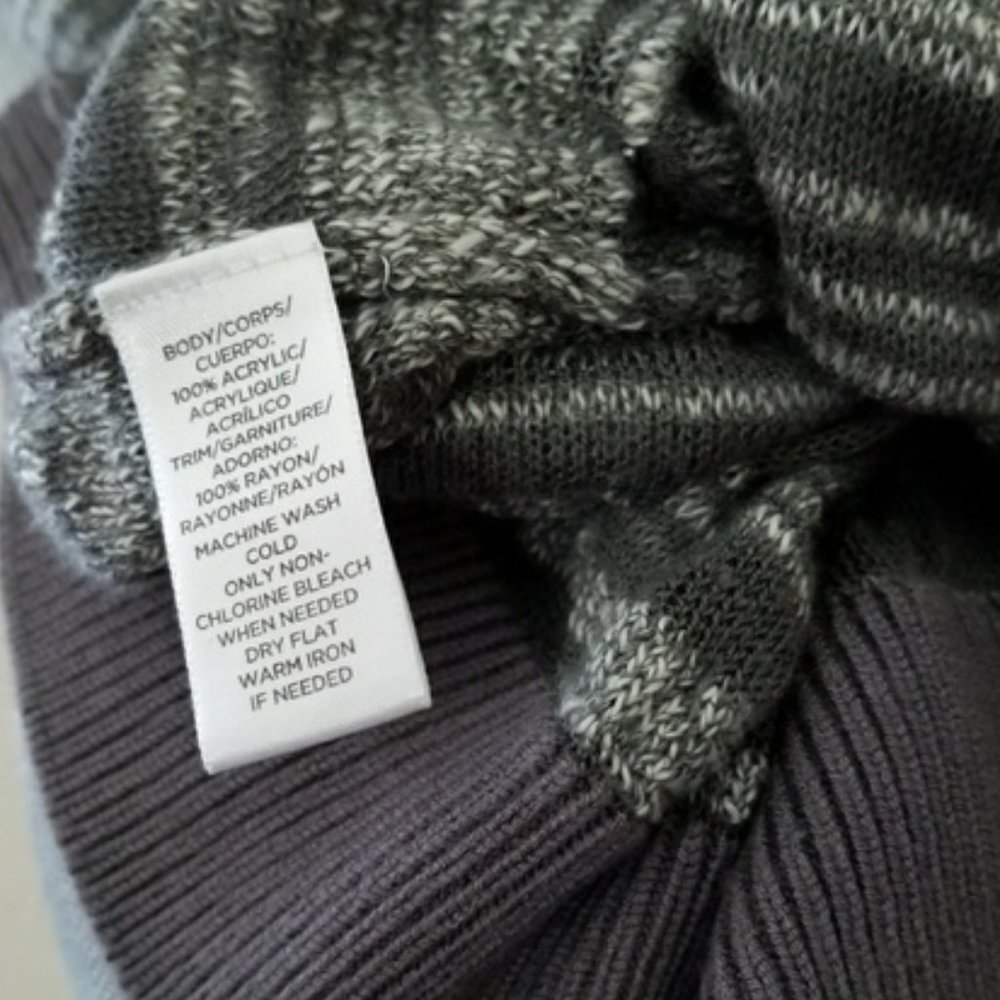 Loft Lightweight Pullover Sweater Small - image 5